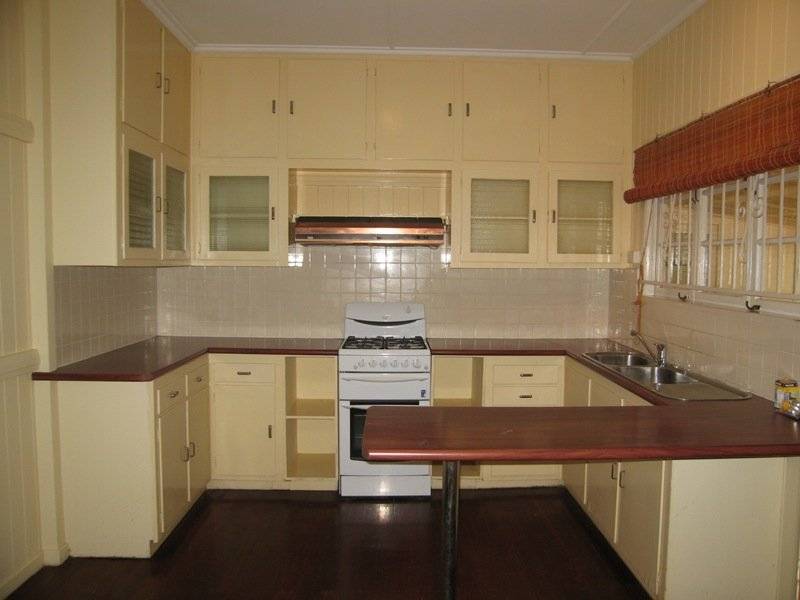 9 Burnley Street, Newmarket QLD 4051