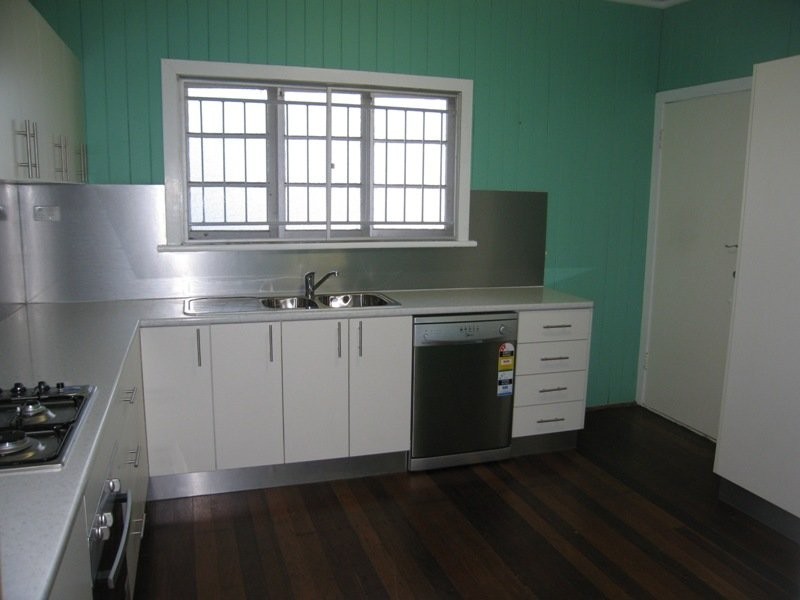 27 Dalrymple Street, Wilston QLD 4051