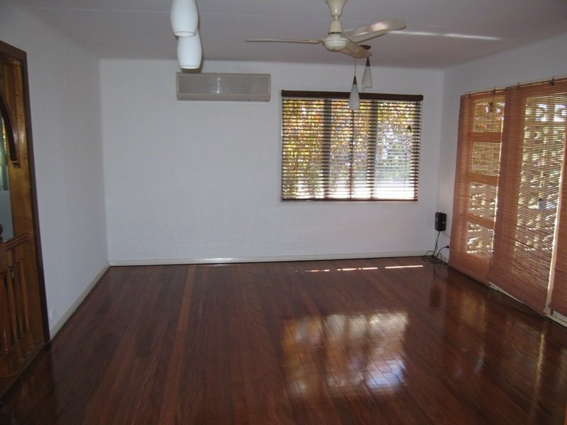 8 Brewster Street, Stafford Heights QLD 4053