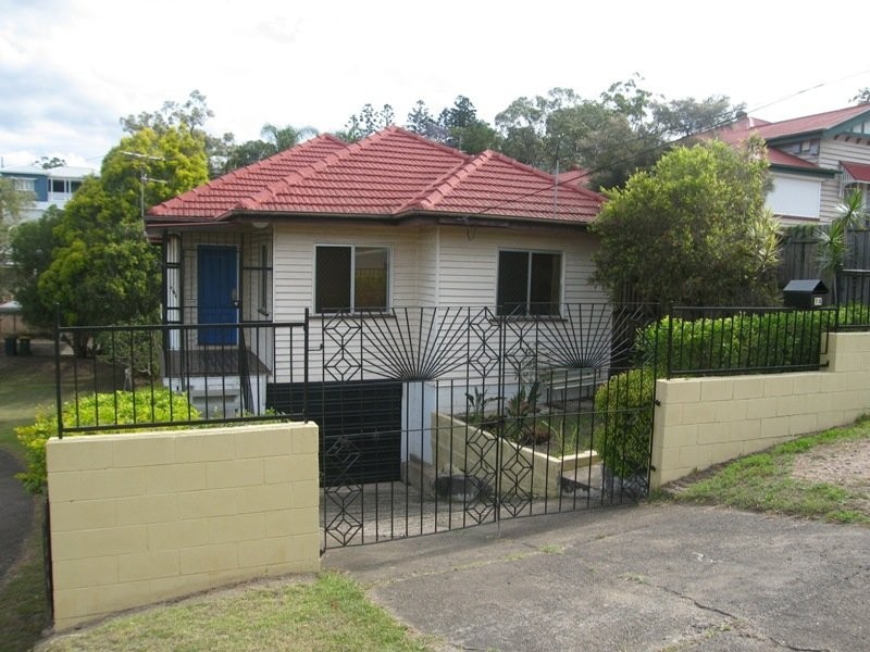 14 Edris Street, Alderley QLD 4051