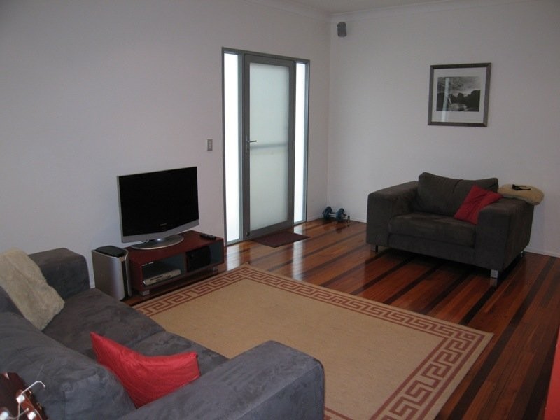 22 Royal Parade, Alderley QLD 4051