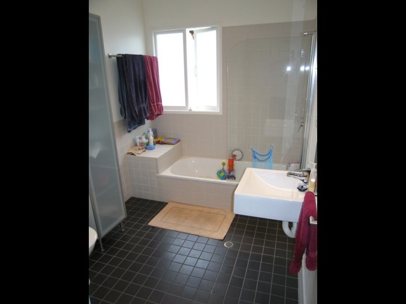 22 Royal Parade, Alderley QLD 4051