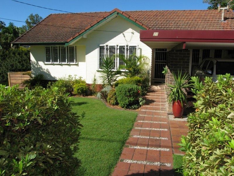 27 Lesina Street, Keperra QLD 4054