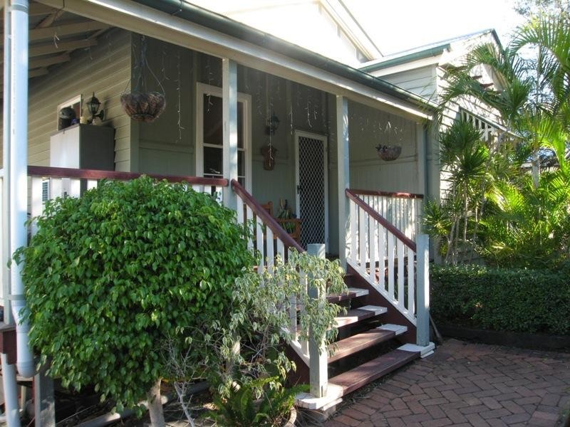 6 Gosman Street, Newmarket QLD 4051