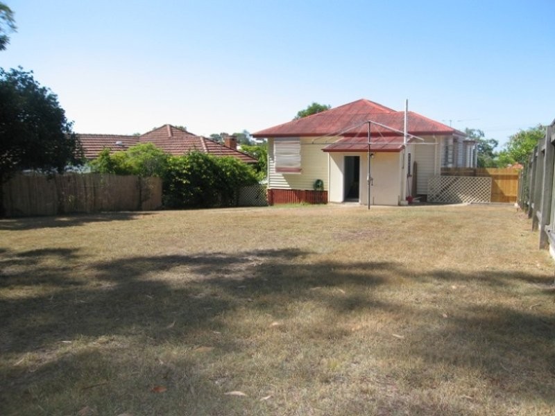 44 Ryena Street, Stafford QLD 4053