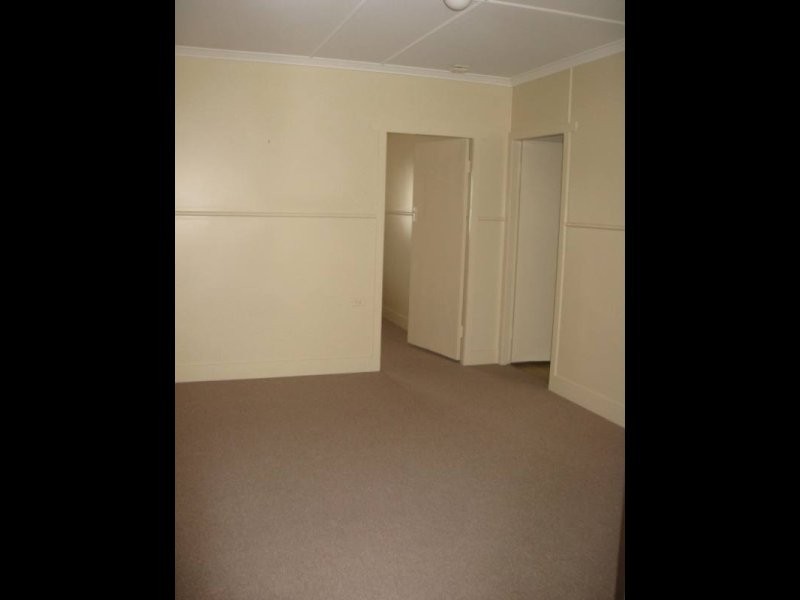 2/89 Erneton Street, Newmarket QLD 4051