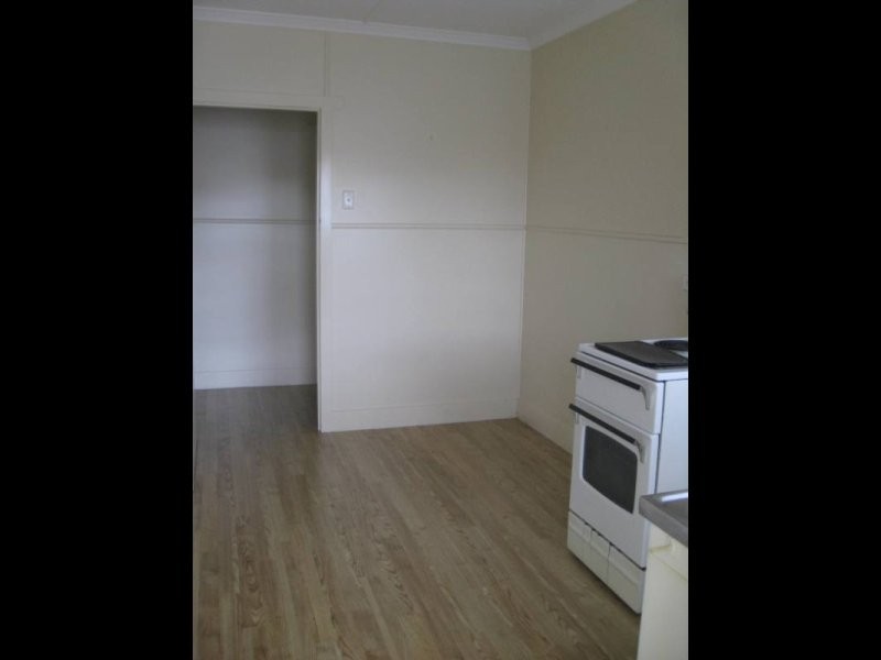 2/89 Erneton Street, Newmarket QLD 4051