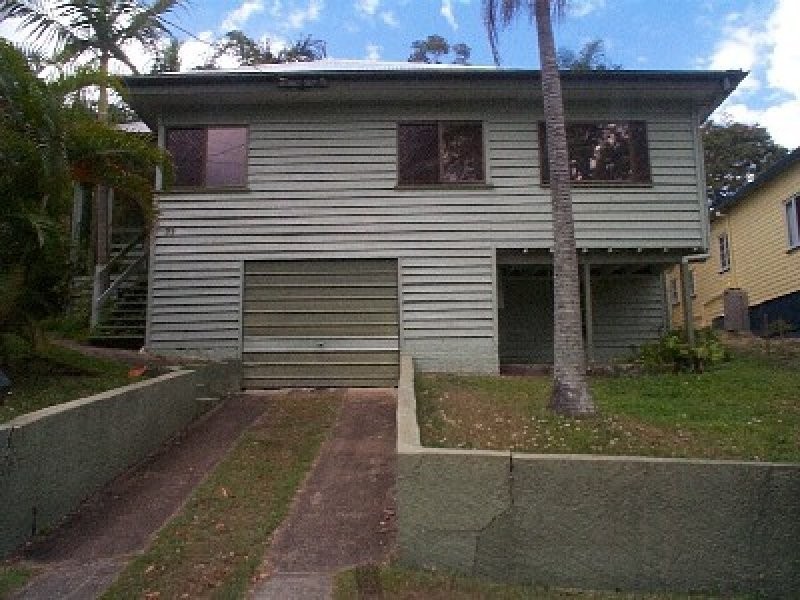 35 Barwood Street, Newmarket QLD 4051