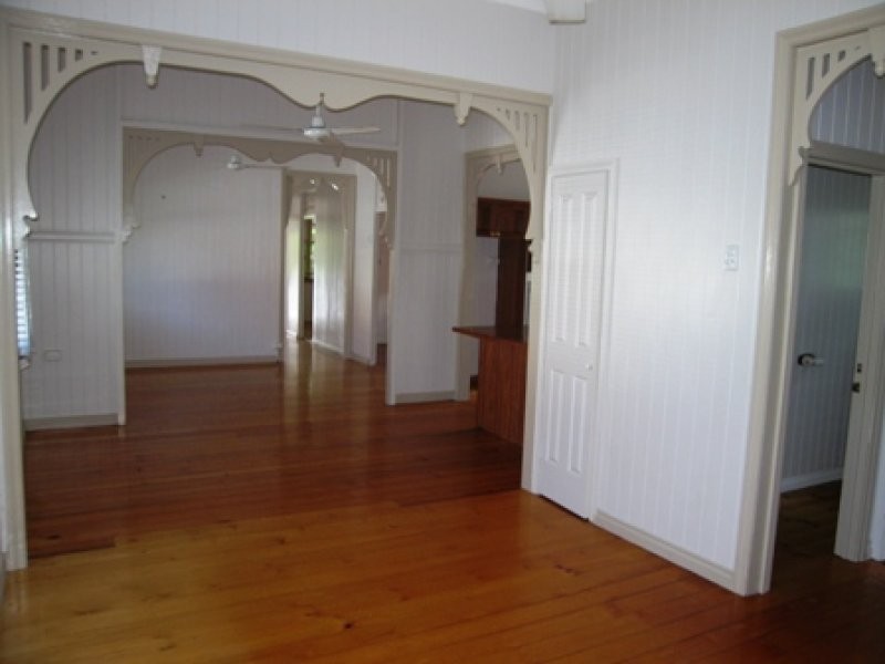 98 Khartoum Street, Gordon Park QLD 4031