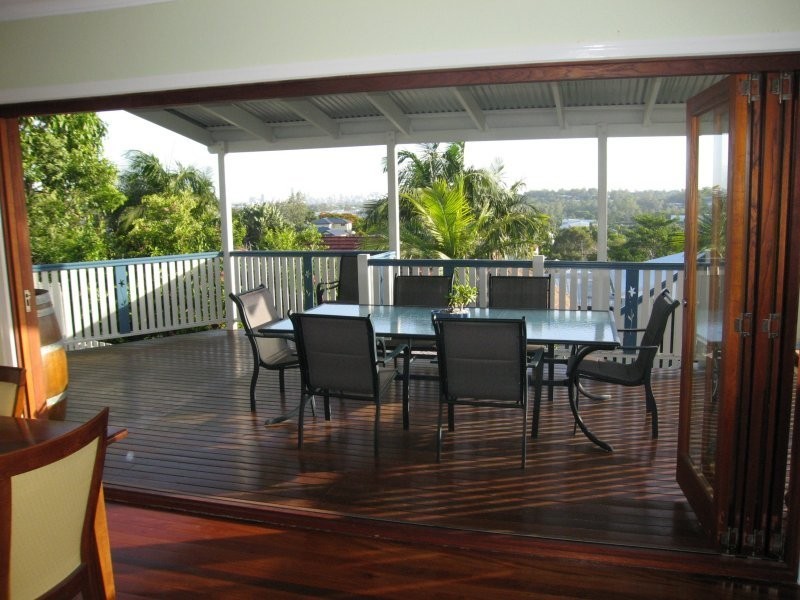 37 Dunedoo Street, Stafford QLD 4053