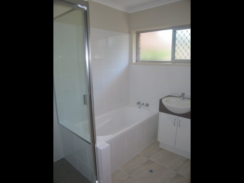 5 Raki Street, Mcdowall QLD 4053