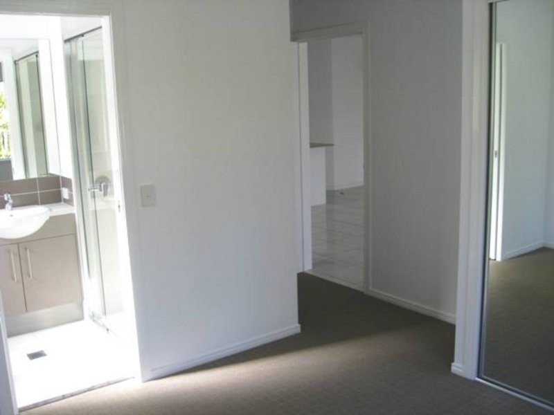 4/36 Burnaby Terrace, Gordon Park QLD 4031