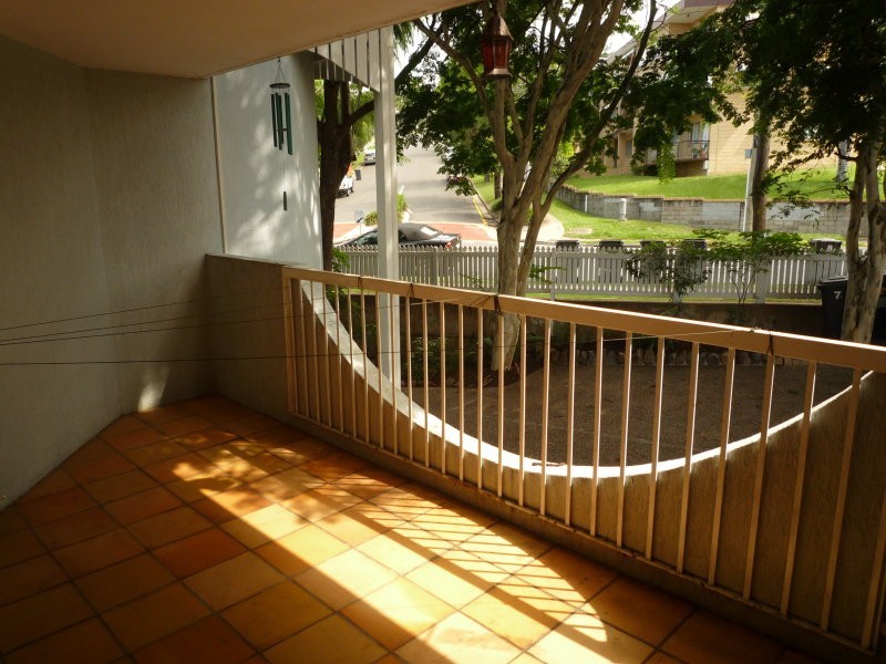2/49 Samford Rd, Alderley QLD 4051