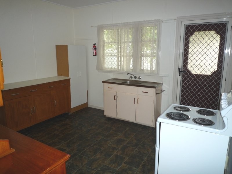 75 Gizerah Street, Mitchelton QLD 4053