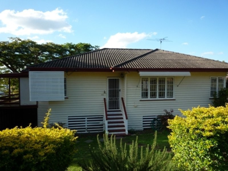 105 Frasers Road, Mitchelton QLD 4053