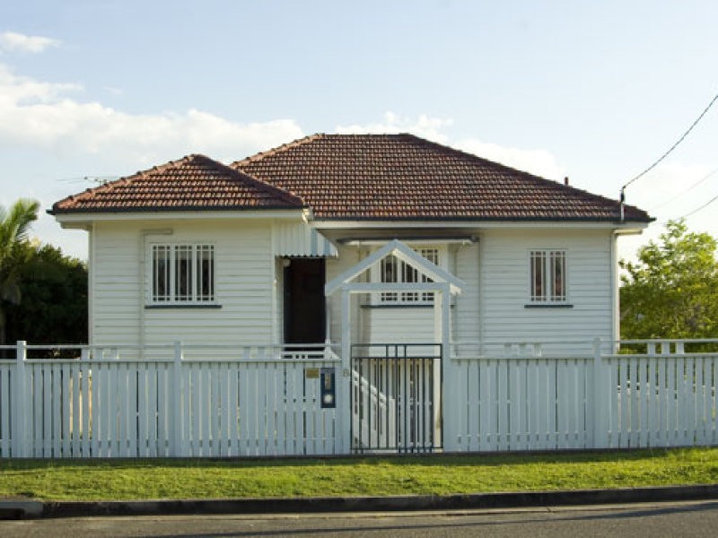 8 Tathra Street, Stafford QLD 4053