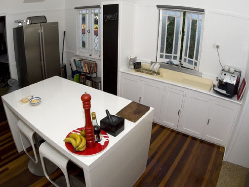 8 Tathra Street, Stafford QLD 4053