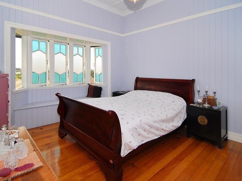 25 Royal Parade, Alderley QLD 4051