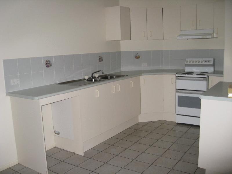 4 Market Street, Newmarket QLD 4051