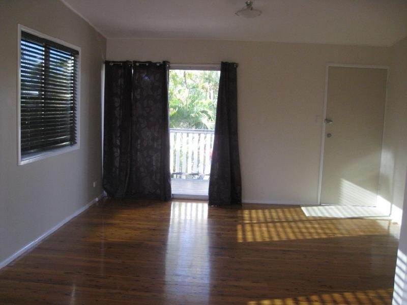 24 Stephen Street, Albany Creek QLD 4035