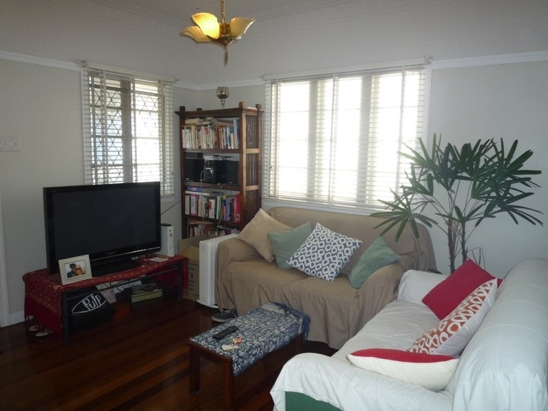 126 Pateena Street, Stafford QLD 4053