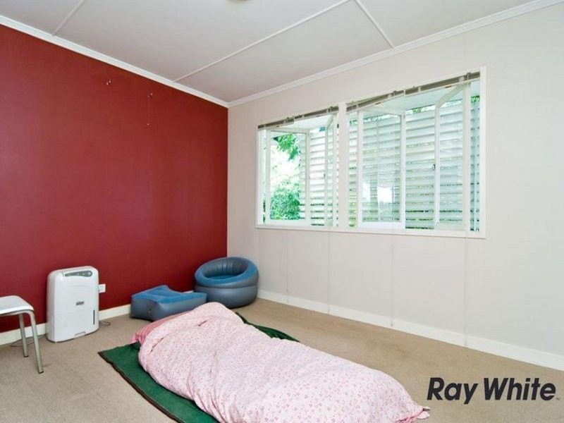 6 Mendel Street, Stafford Heights QLD 4053