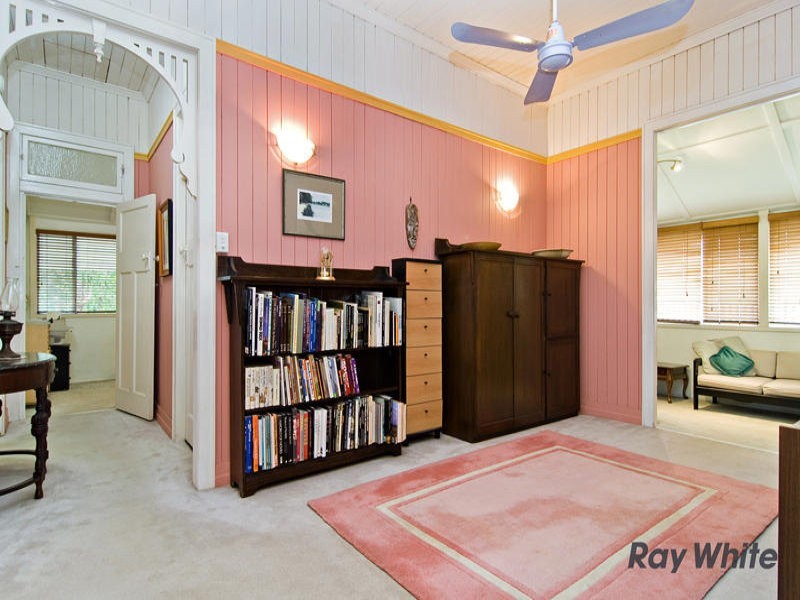 39 Crescent Road, Kelvin Grove QLD 4059