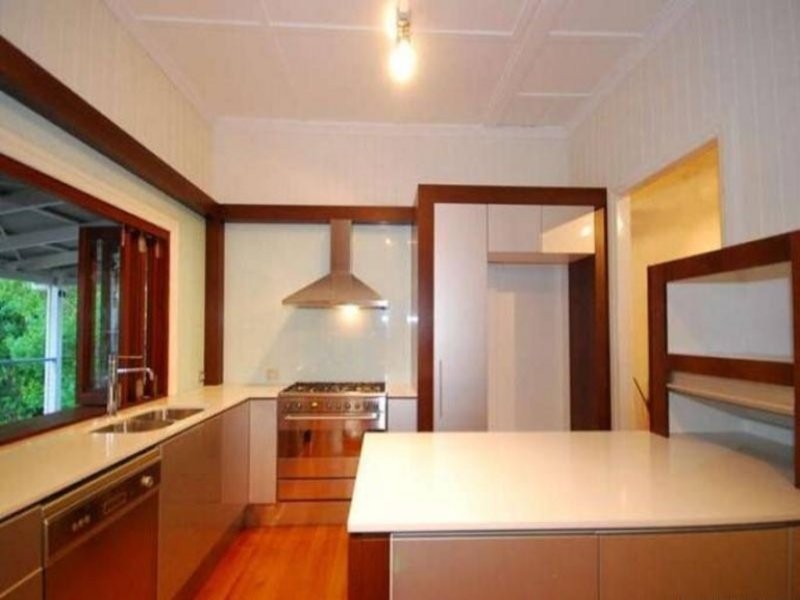 190 Edmondstone Street, Wilston QLD 4051