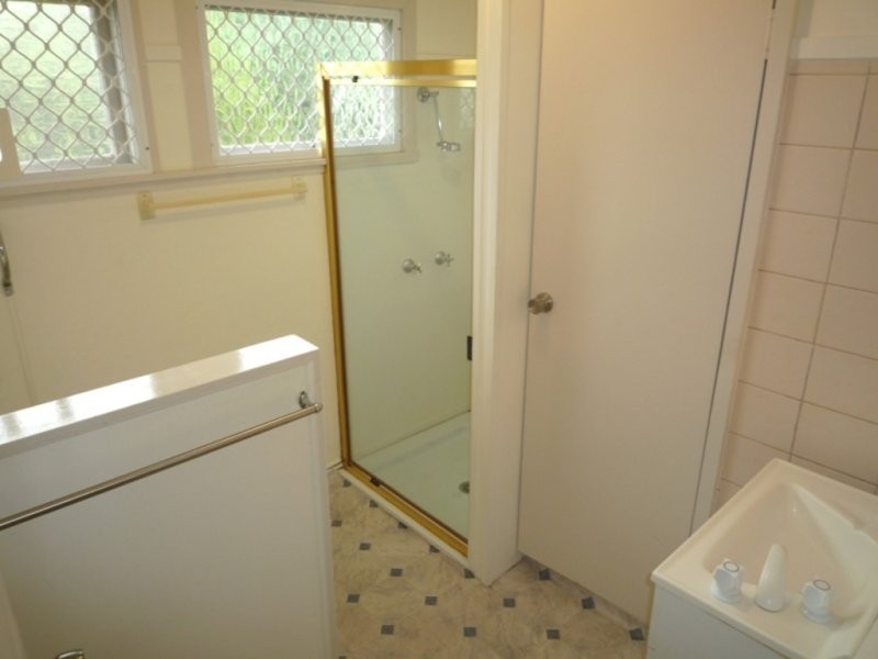 75 Gizerah Street, Mitchelton QLD 4053