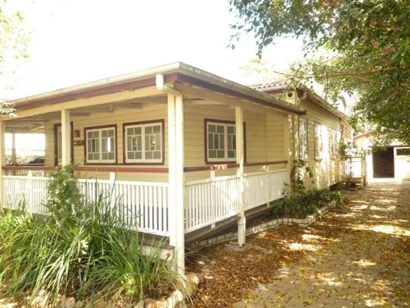 89 Finsbury Street, Newmarket QLD 4051