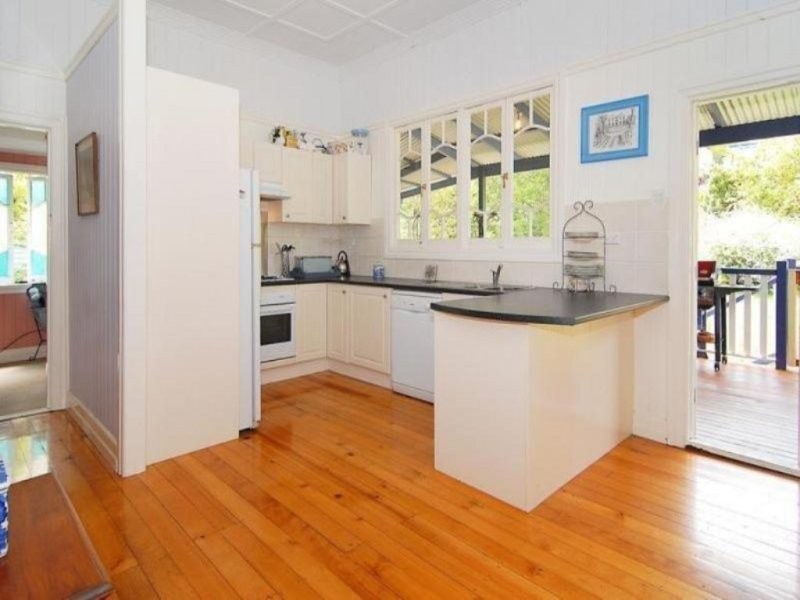 25 Royal Parade, Alderley QLD 4051