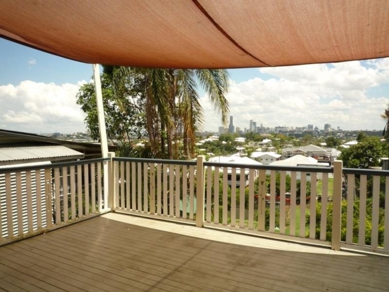 80 Constitution Road, Windsor QLD 4030