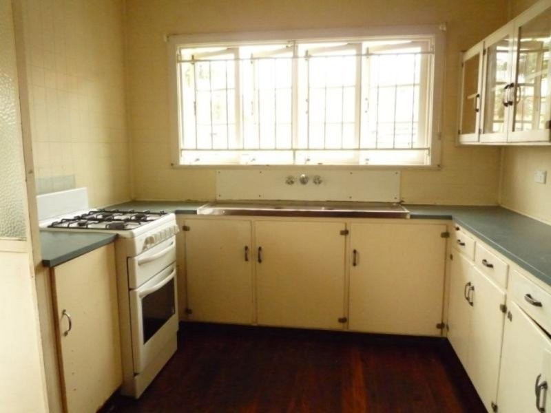 22 Railway Street, Alderley QLD 4051