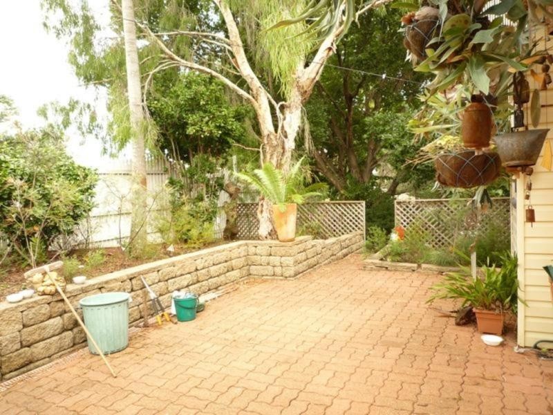 30 Ryena Street, Stafford QLD 4053