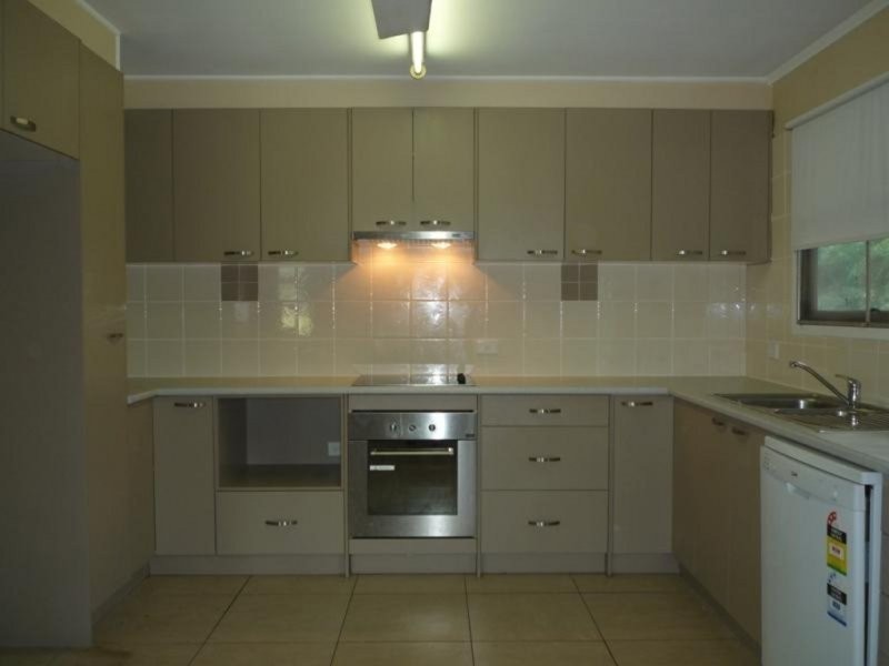 24 Falkirk Street, Stafford Heights QLD 4053