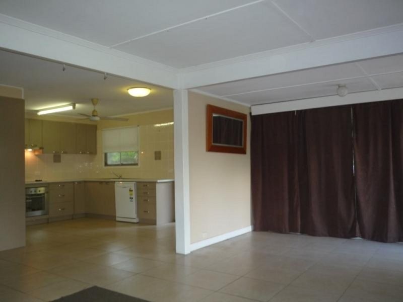 24 Falkirk Street, Stafford Heights QLD 4053