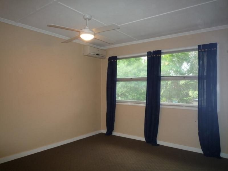 24 Falkirk Street, Stafford Heights QLD 4053