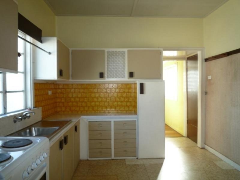 22 Lennon Street, Stafford QLD 4053