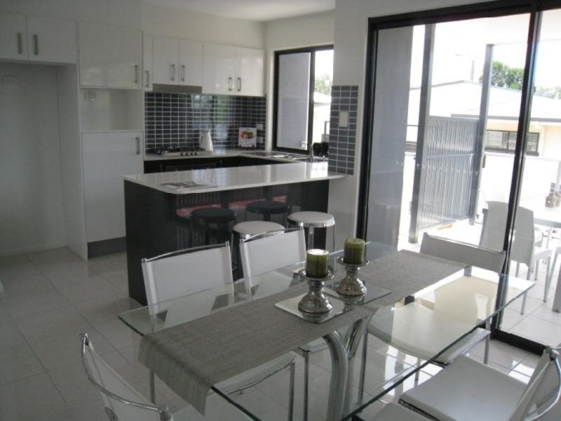 11 Garden Terrace, Newmarket QLD 4051