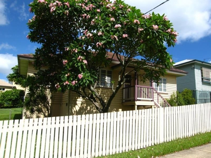 27 Hawthorne Street, Enoggera QLD 4051