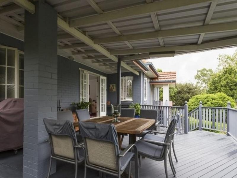 8 Mercer Avenue, Kedron QLD 4031