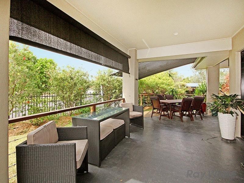 2 Pickering Place, Upper Kedron QLD 4055