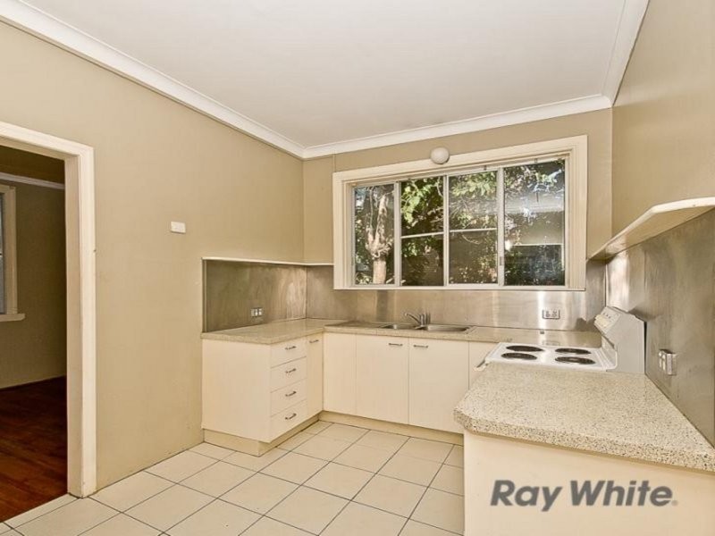 17 Storkey Street, Windsor QLD 4030