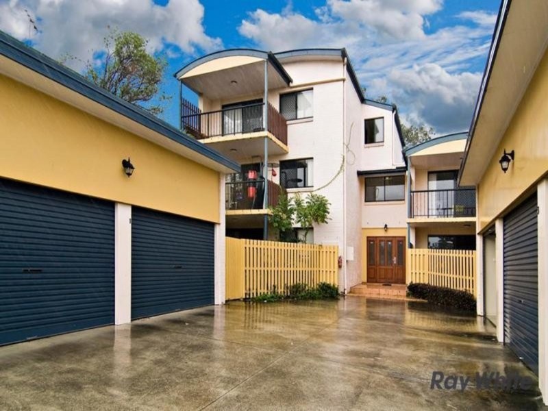 2/5 Trackson Street, Alderley QLD 4051