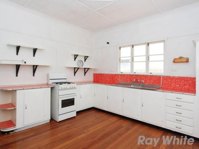 18 Ellworthy Street, Mitchelton QLD 4053