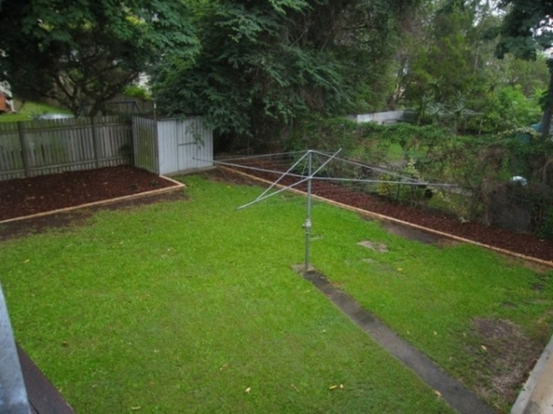 14 Glenore Street, Mitchelton QLD 4053