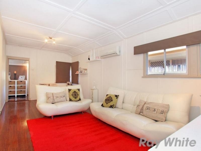 11 Pullen Road, Everton Park QLD 4053