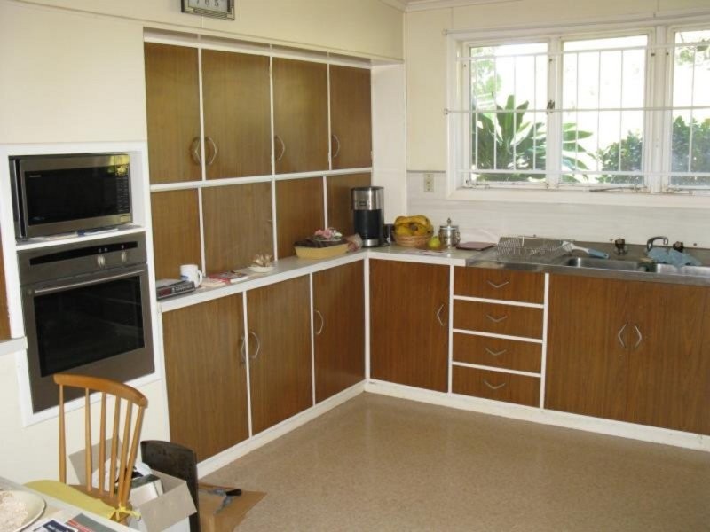 21 Lawrence Road, Chermside West QLD 4032