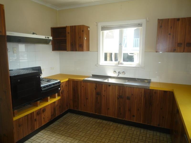 10 Railway Street, Alderley QLD 4051