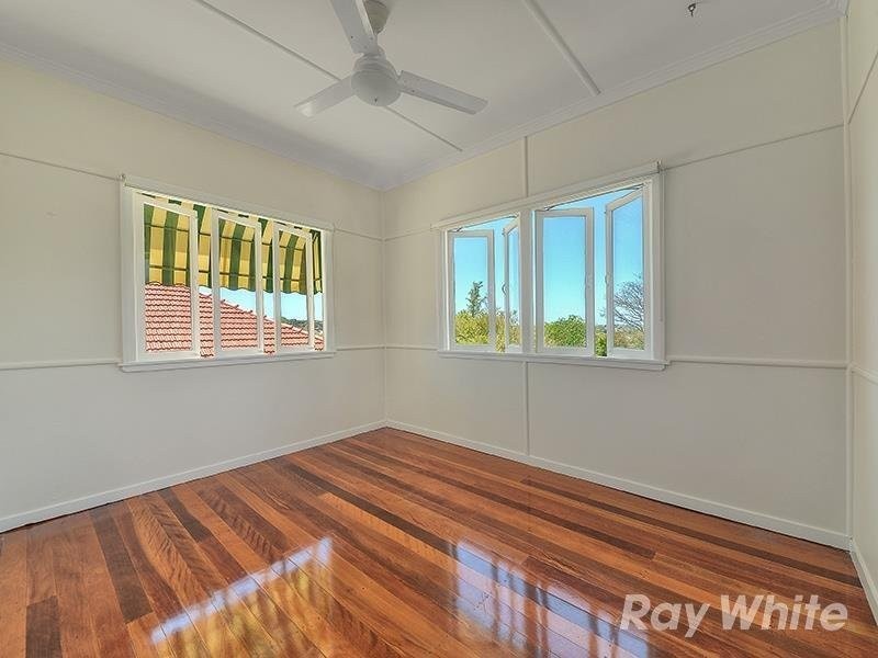 40 Cockle Street, Stafford QLD 4053